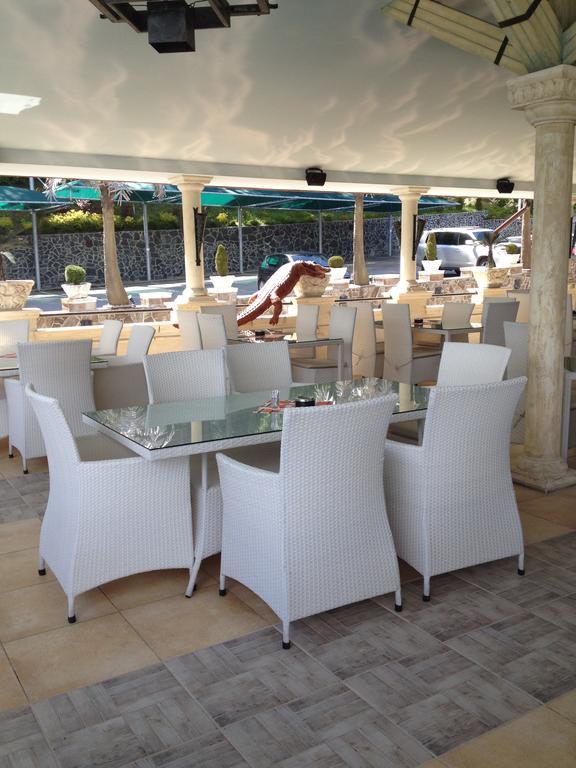 Kamelot Hotel Pasarel Dış mekan fotoğraf